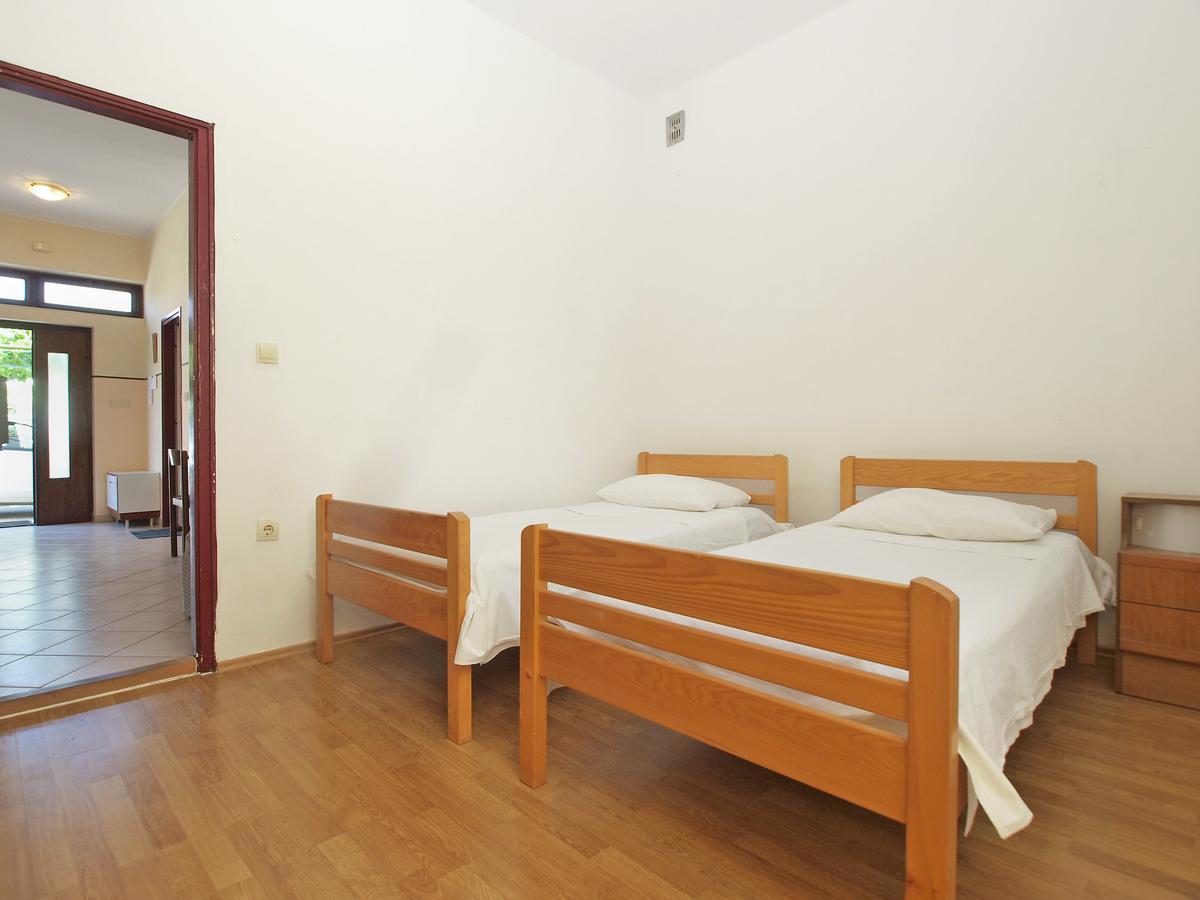 Apartment Sonja 695 พูลา ภายนอก รูปภาพ